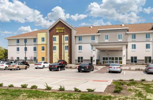 Lancaster Hotel | MainStay Suites Lancaster Dallas South
