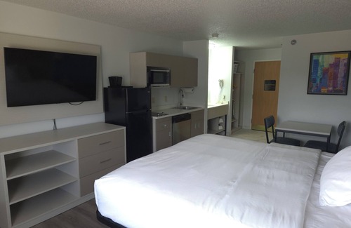 Le Claire Hotel | MainStay Suites LeClaire - Quad Cities