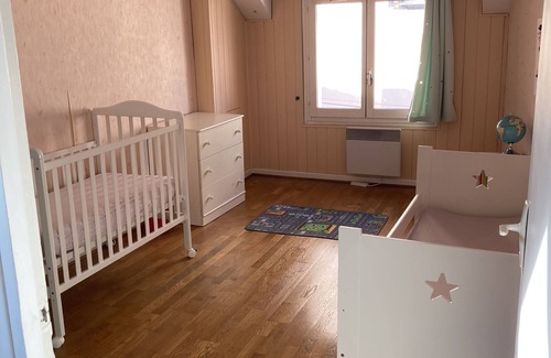 Maisons-Laffitte House | Maison à 6 min de Marche de la Gare de Maisons-laffitte, Idéal Pour les Familles