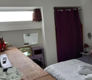 Chateauneuf-Villevieille House | Maison à contes