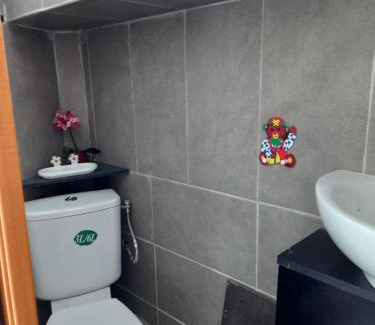 Chateauneuf-Villevieille House | Maison à contes