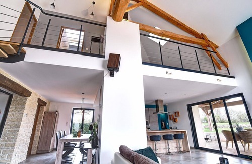 Laiz House | Maison à la Campagne Avec bel Extérieur Pour Profiter de Bons Moments en Famille