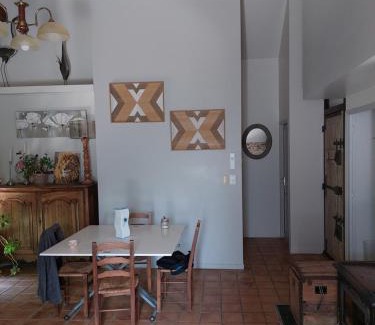 Beyssac House | Maison à la campagne