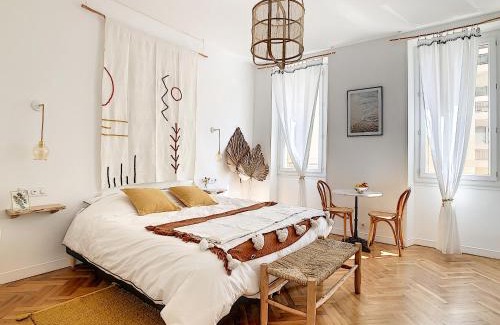 Le Pharo Apartment | Maison ÛMA - Wifi, Netflix, Mer et Centre