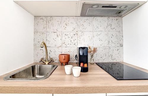 Le Pharo Apartment | Maison ÛMA - Wifi, Netflix, Mer et Centre