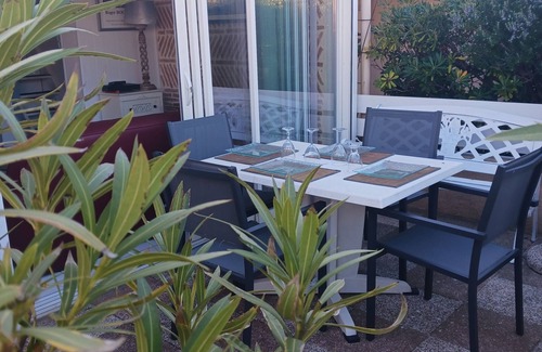 Gruissan House | Maison 3 Chambres à 30m de la Plage et Piscine Dans la Résidence