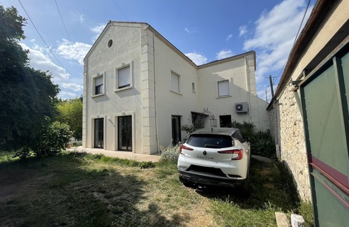 Le Parc Saint-Maur House | Maison 300m2 Avec Home Cinéma à 20 Minutes de Paris et Disneyland
