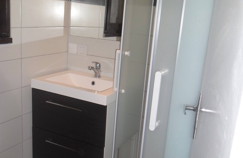 Guidel-Plages House | Maison 4 Personnes 400m de la Plage Piscine Jardin Clos, Parking Privé, Fibre ,