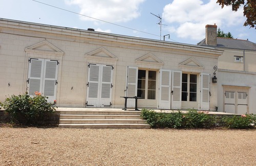 Bouchemaine House | Maison 6 Personnes Dans un Jardin en Bord de Loire Dans le Village de La Pointe