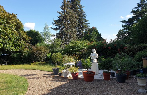 Bouchemaine House | Maison 6 Personnes Dans un Jardin en Bord de Loire Dans le Village de La Pointe
