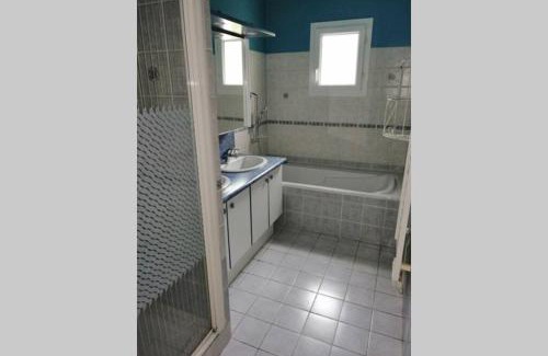 Vendeuvre-du-Poitou House | Maison 8 personnes à 10 mn Futuroscope