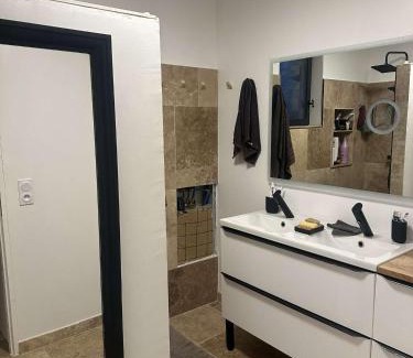 Montfavet House | Maison A proximité d'Avignon et site touristique