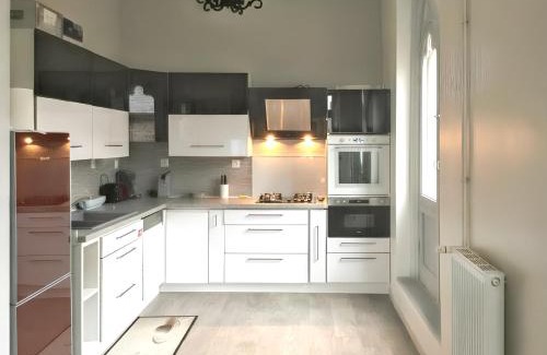 Arques-la-Bataille House | Maison accueillante à Arques-la-Bataille avec cheminée