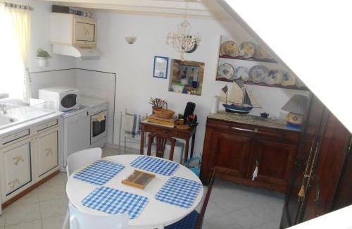 Cleden-Cap-Sizun House | Maison accueillante à Cléden-Cap-Sizun avec jardin clos