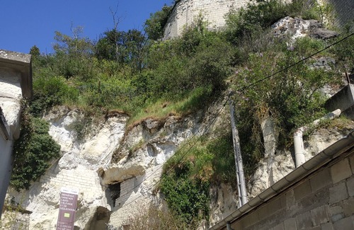 Chinon House | Maison Ancienne Entière Meublée
