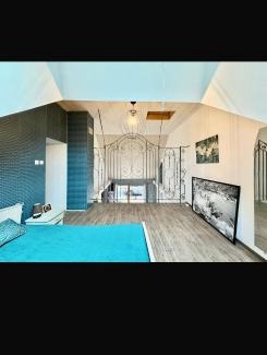 Bourdons-sur-Rognon House | Maison atypique de caractère