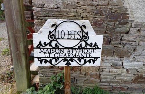 Pleugueneuc Apartment | Maison atypique et charmante