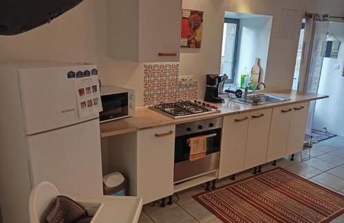 Pleugueneuc Apartment | Maison atypique et charmante