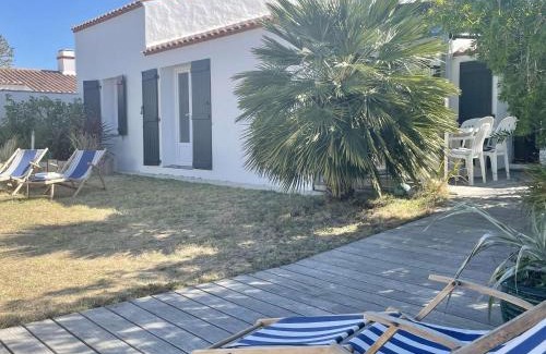 Noirmoutier-en-l'Ile House | Maison au calme, 3 chambres, proche commerces et plages, jardin sans vis-à-vis, terrasse équipée - FR-1-224B-138