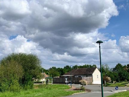 Voivres-les-le-Mans House | Maison au calme 4 ch. Jardin et grand jacuzzi