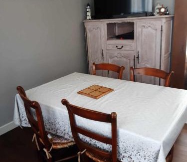 Courtils Apartment | MAISON AU CALME A 10 MINUTE DU MONT SAINT MICHEL