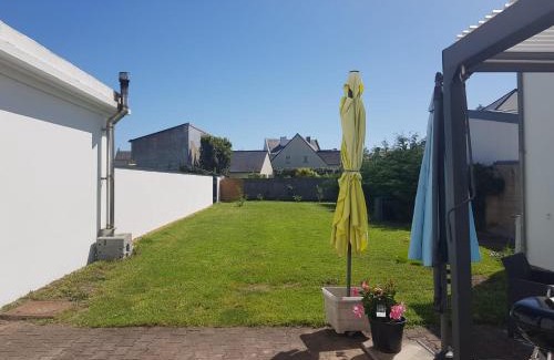 Le Croisic House | Maison au calme, proche centre et mer, jardin clos