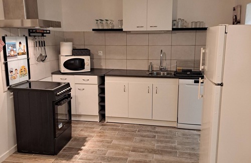 Saint-Seurin-de-Bourg House | Maison au Calme Avec Jardin Clos