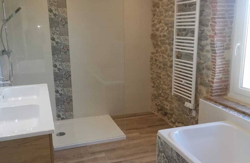 Carbes House | Maison Avec Beaucoup de Charme Dans un Petit Village Paisible