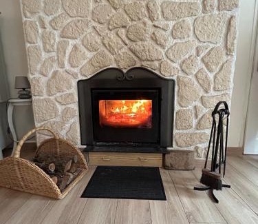 Saint-Amand-sur-Sevre House | Maison avec jardin