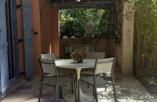 La Roquebrussanne House | Maison Avec Grand Espace Extérieur, Idéal Pour les Familles!