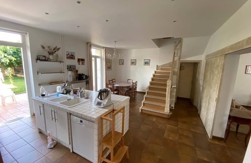 La Pradelle House | Maison Avec Jardin Quartier Calme