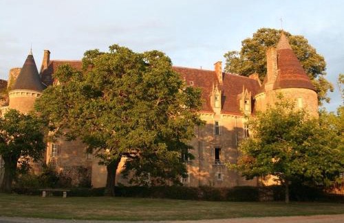 Chateauroux House | Maison avec jardin, proche centre-ville et sites touristiques - FR-1-591-59