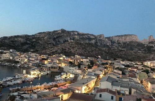 8th Arrondissement House | Maison avec magnifique vue mer - Les Goudes