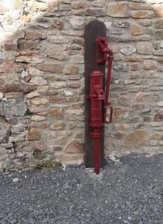 Solesmes House | Maison avec mare