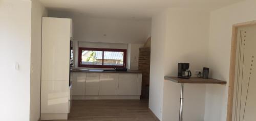 Solesmes House | Maison avec mare