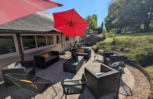 Rouvres-les-Bois House | Maison avec piscine privative et jacuzzi à Rouvres-les-Bois - FR-1-591-722