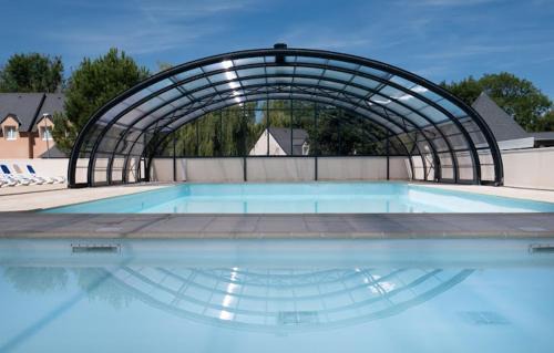 Crozon House | Maison avec piscine chauffée toute l'année à Morgat en bretagne sur la presqu'île de Crozon située à 800 m de la mer