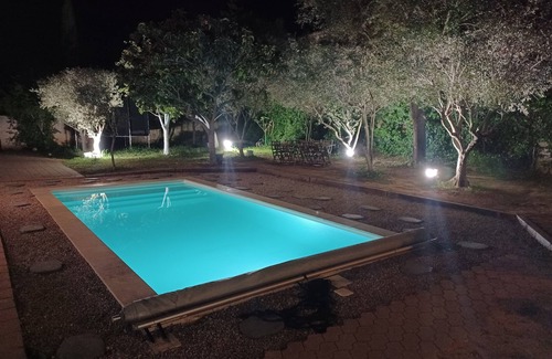 Saint-Julien House | Maison Avec Piscine Dans Havre de Paix au Milieu des Oliviers