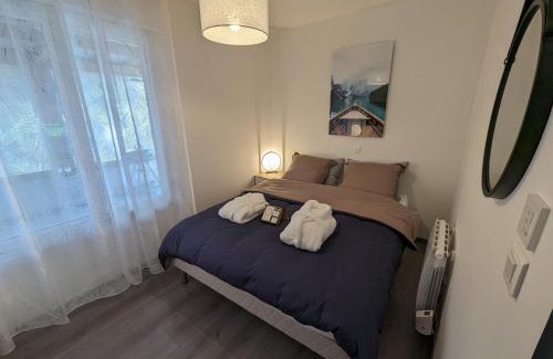 Curel House | Maison avec piscine intérieure, terrasse et Wi-Fi gratuit à Curel - FR-1-611-92