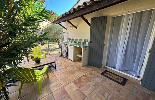 Villecroze House | Maison Avec spa et Jardin Privés au Coeur de la Campagne Provençale