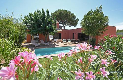 Le Grau-dʼAgde Villa | Maison B