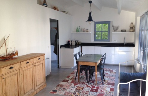 Ile d'Yeu House | Maison Baignée de Soleil, Jardin à Labris des Regards