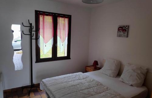 Castillonnes House | Maison bastide Périgord