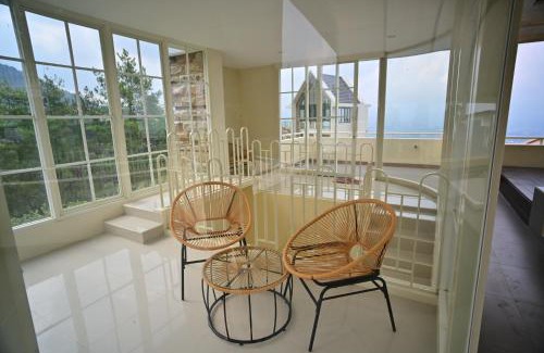 Sidomulyo House | Maison Belle