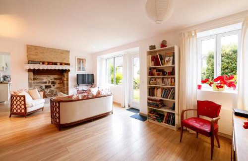 Huelgoat House | Maison Bretonne Calme Centre Ville