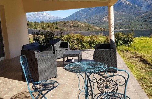 Peri House | MAISON CALME AU MILIEU DU MAQUIS CORSE