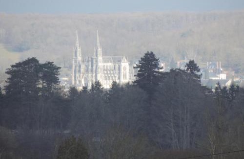 Mauves-sur-Huisne House | Maison calme avec jardin clos, animaux admis - FR-1-497-109