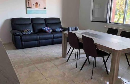 Bergerac Villa | Maison chaleureuse comprenant 2 appartements