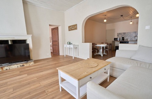 Naujac-Sur-Mer House | Maison Champêtre au Bord du lac & Proche Océan