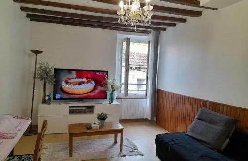 Boussy-Saint-Antoine House | Maison charmante à Boussy-Saint-Antoine, 54 m², confort